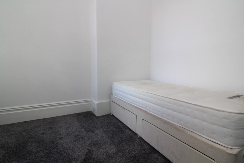 Images for 17 Clevedon, Blackpool
